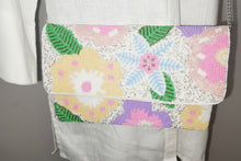Load image into Gallery viewer, Floral Beaded Clutch
