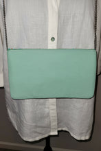 Load image into Gallery viewer, Turquoise Beaded Clutch