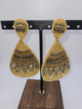 Load image into Gallery viewer, Gold beaded earrings
