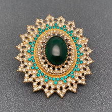 Load image into Gallery viewer, Vintage Rhinestone Oval Brooch
