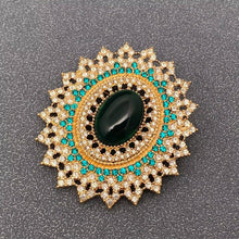 Load image into Gallery viewer, Vintage Rhinestone Oval Brooch
