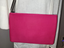 Load image into Gallery viewer, FUCHSIA and RED ROSES BEADED CLUTCH
