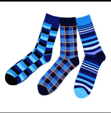 Load image into Gallery viewer, Men&#39;s Socks Trio Blue Stripes
