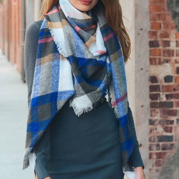 Classic Plaid Blanket Scarf White/Blue/Pink